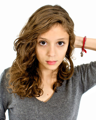 Lucie Bourdeu pic #813862